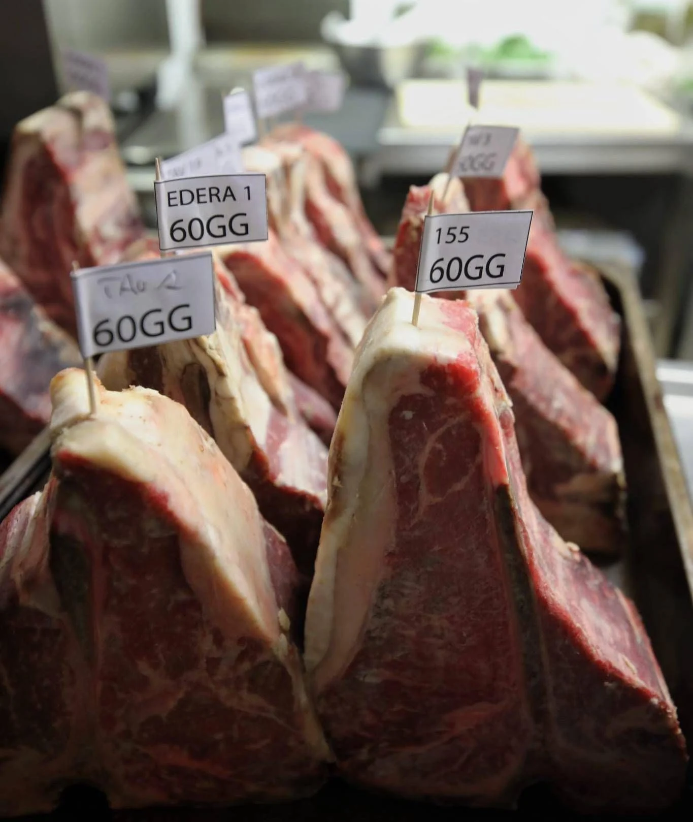 Blind test derruba mito das frollaturas extremas: 60 dias vence o dry aging 'heroico'