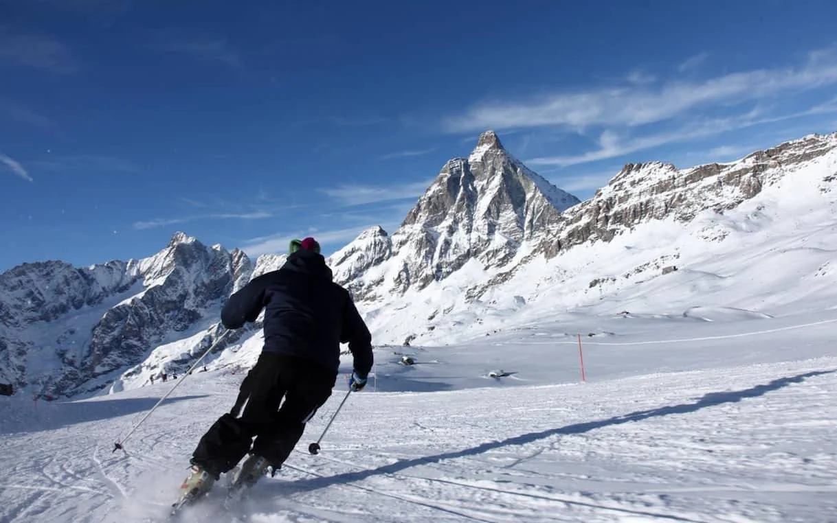 Olimpíadas de Milão-Cortina impulsionam férias na neve: 6,2 milhões de italianos devem viajar