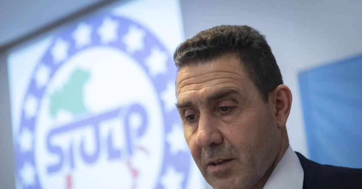 Vannacci afirma representar a verdadeira direita e reacende a dicotomia direita/esquerda — alternativa ou repetição do mesmo?