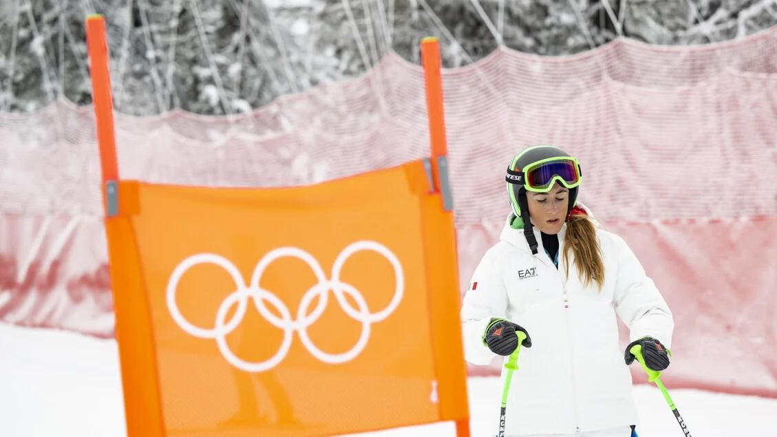 Milano Cortina 2026: Goggia sobre Vonn — 'Ai posteri l'ardua sentenza' e o valor da descida em Cortina