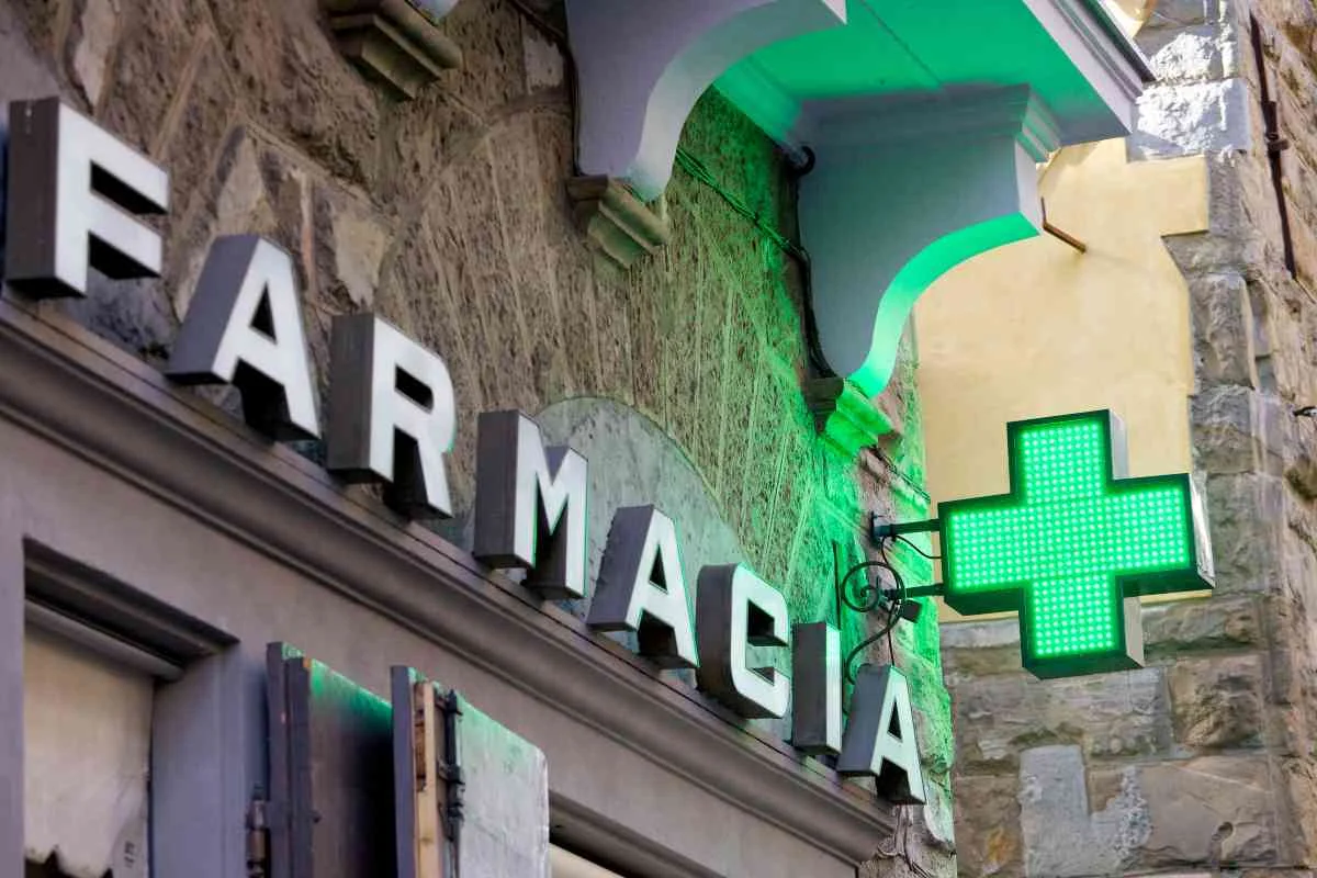 Como funciona o Serviço de 'Farmacia di Turno' na Itália?
