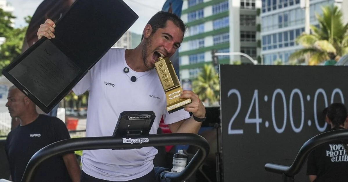 Pepe Fiamoncini estabelece novo recorde: 188 km em 24 horas no tapis roulant em Ipanema
