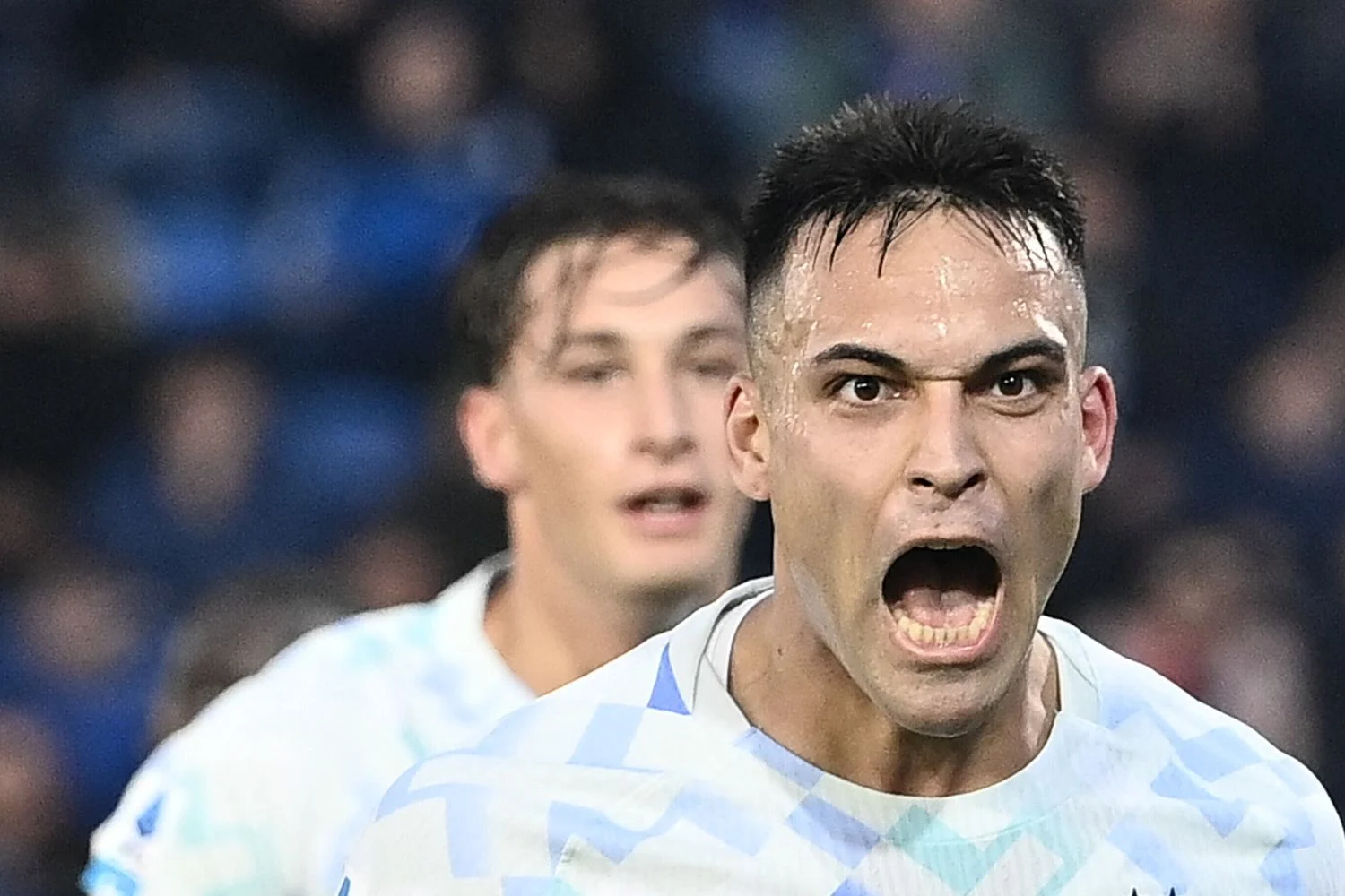 Inter impõe goleada: 5-0 sobre Sassuolo e consolida liderança na Série A