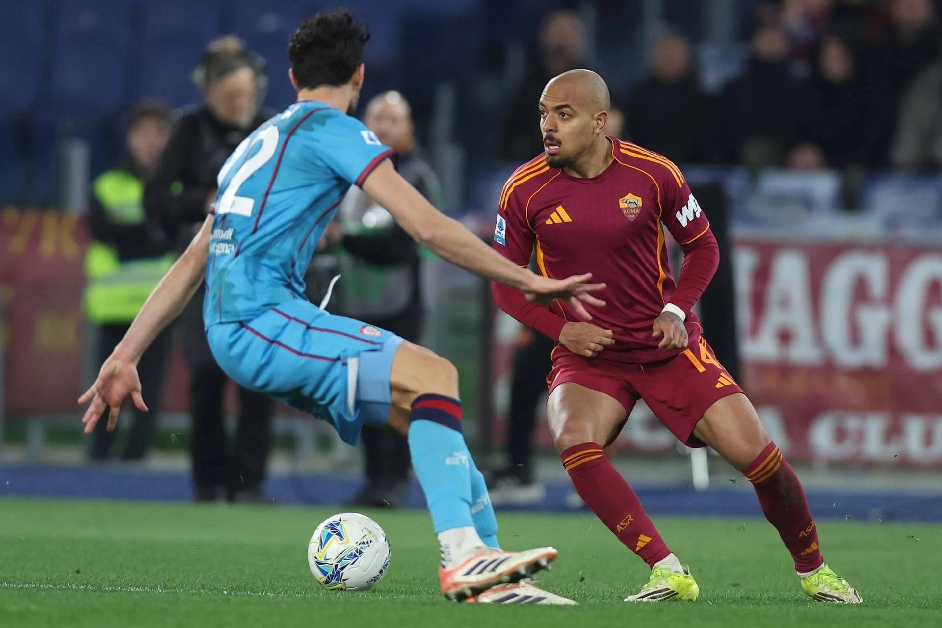 Roma: Malen marca duas vezes e garante 2-0 sobre o Cagliari