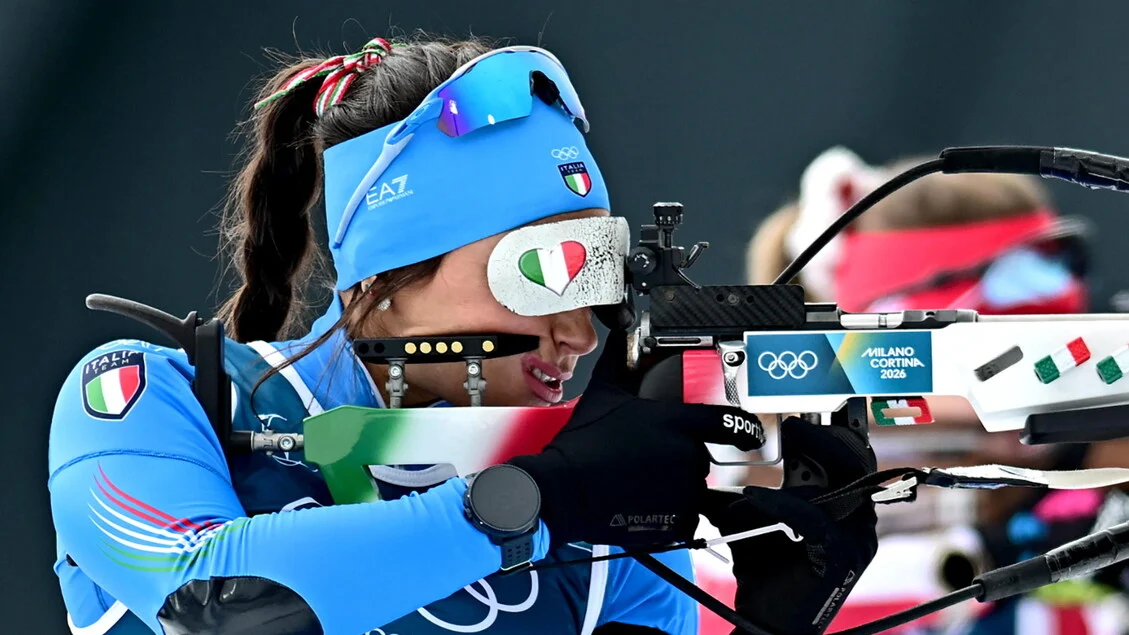 Milano Cortina: dobra da França na 15 km de biathlon; italianas ficam fora do pódio