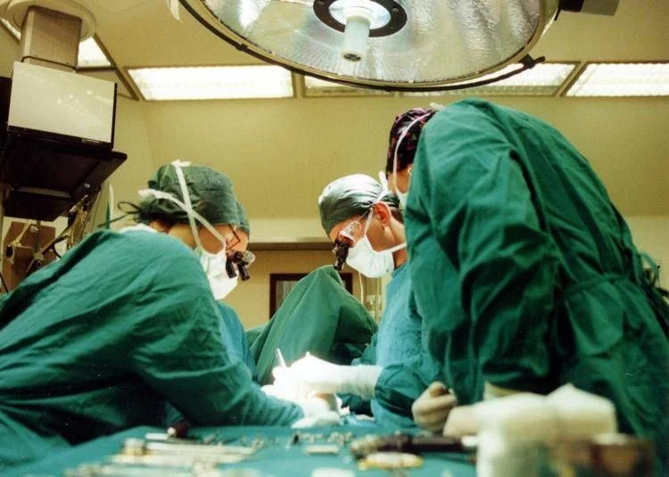 Transplante com coração danificado em criança de 2 anos: Chiariello aponta falha na conservação e escolha possivelmente obrigatória