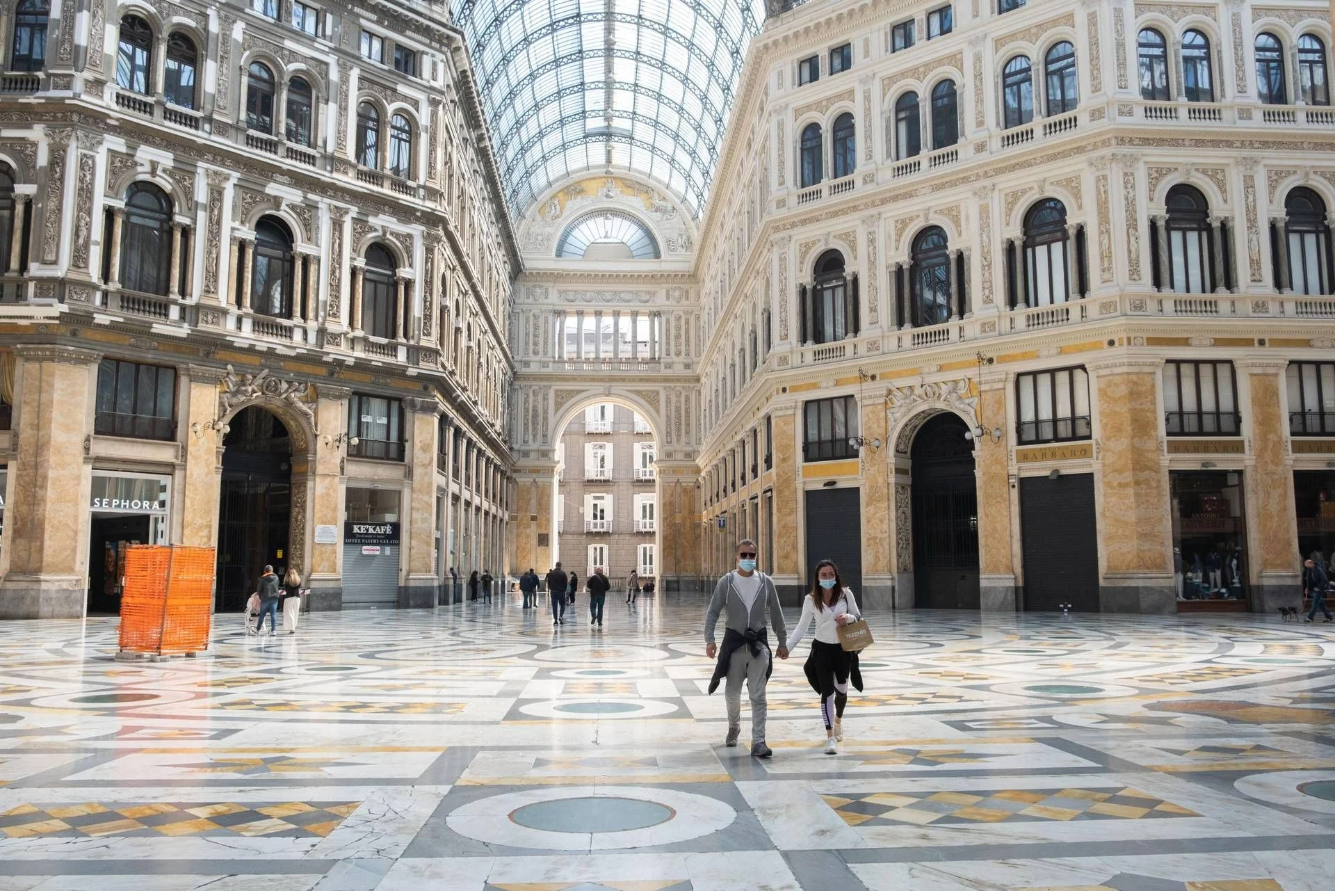 Nápoles: condenações tornam-se definitivas pela morte do 14ª no Galleria Umberto I