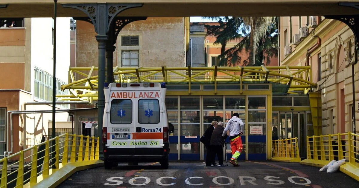 Homem morre ao fugir de furto em Policiano (Arezzo) após ferir-se em fuga; Salvini defende 'defesa legítima'