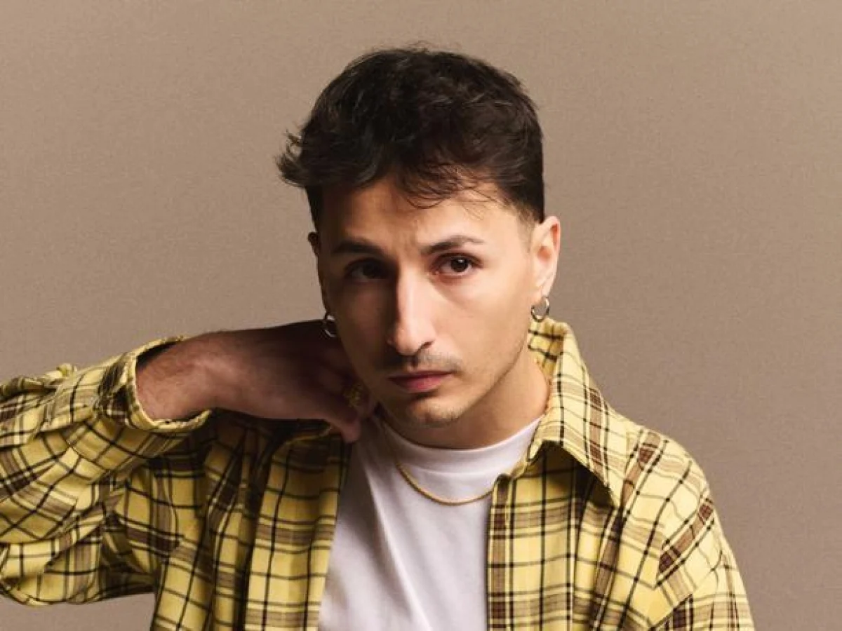 nayt leva ao Sanremo o seu percurso de busca humana com 'Prima che'