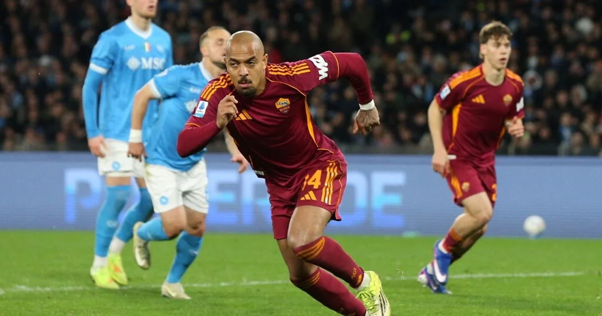 Empate dramático no Maradona: Napoli e Roma empatam em 2-2 com dupla de Malen