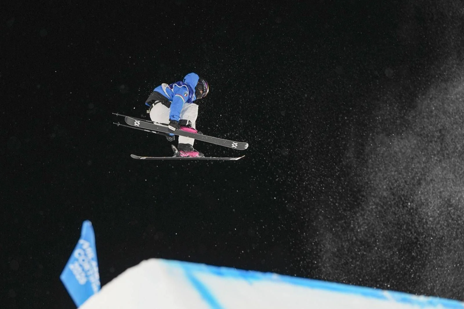 Milano Cortina 2026: Programação de hoje — slalom, short track com Fontana e big air com Flora Tabanelli