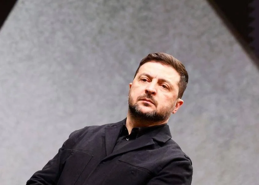 Zelensky: EUA e Rússia discutem novo documento sobre OTAN; avanço em monitoramento do cessar-fogo