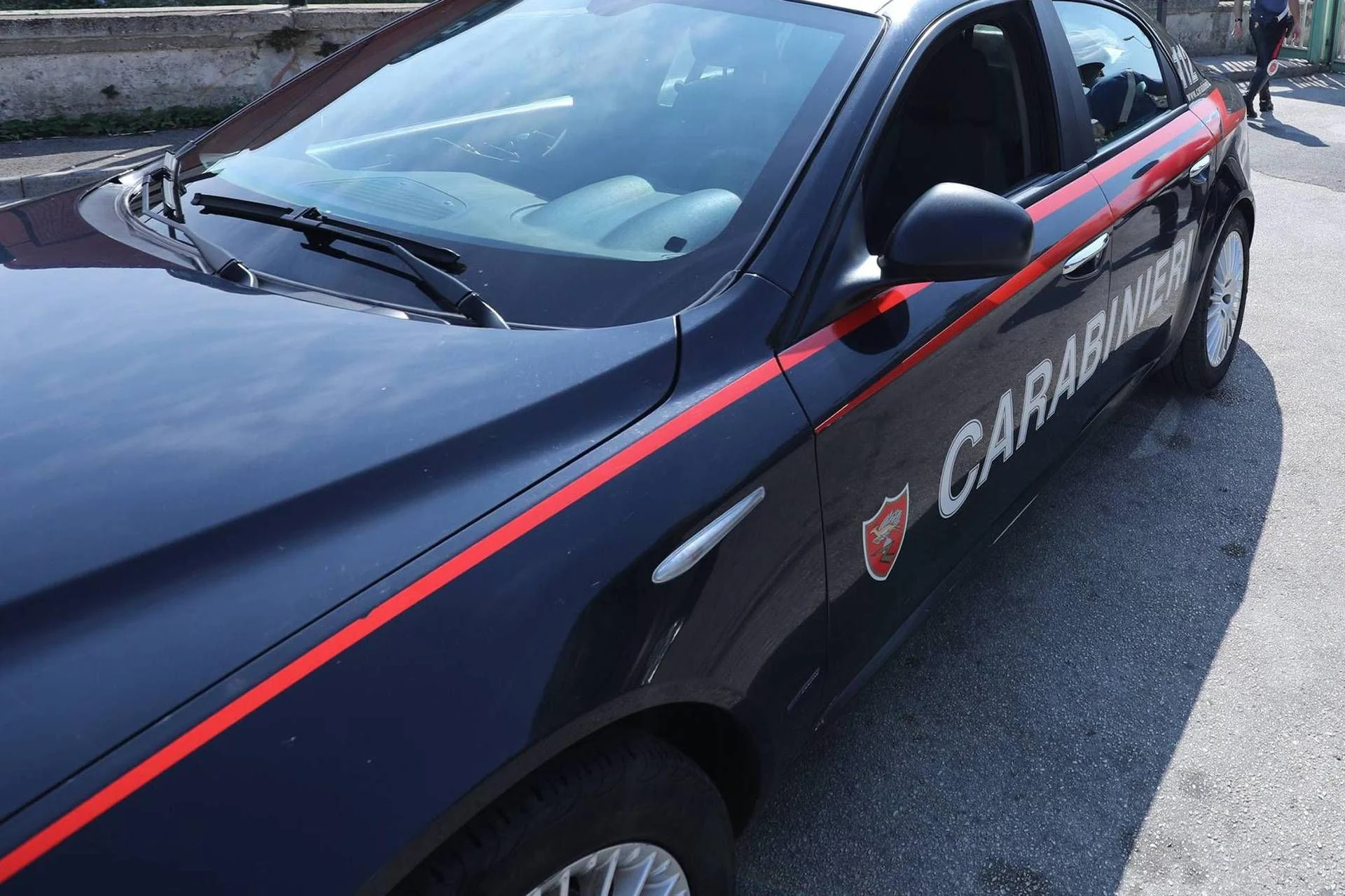 Blitz contra a camorra em Nápoles: líderes de três clãs são detidos em operação com 14 presos