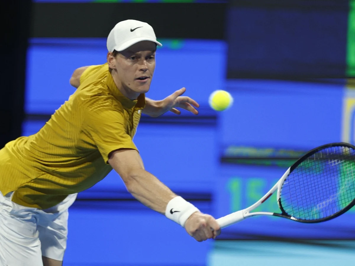 Sinner eliminado em Doha: análise do revés para Jakub Mensik