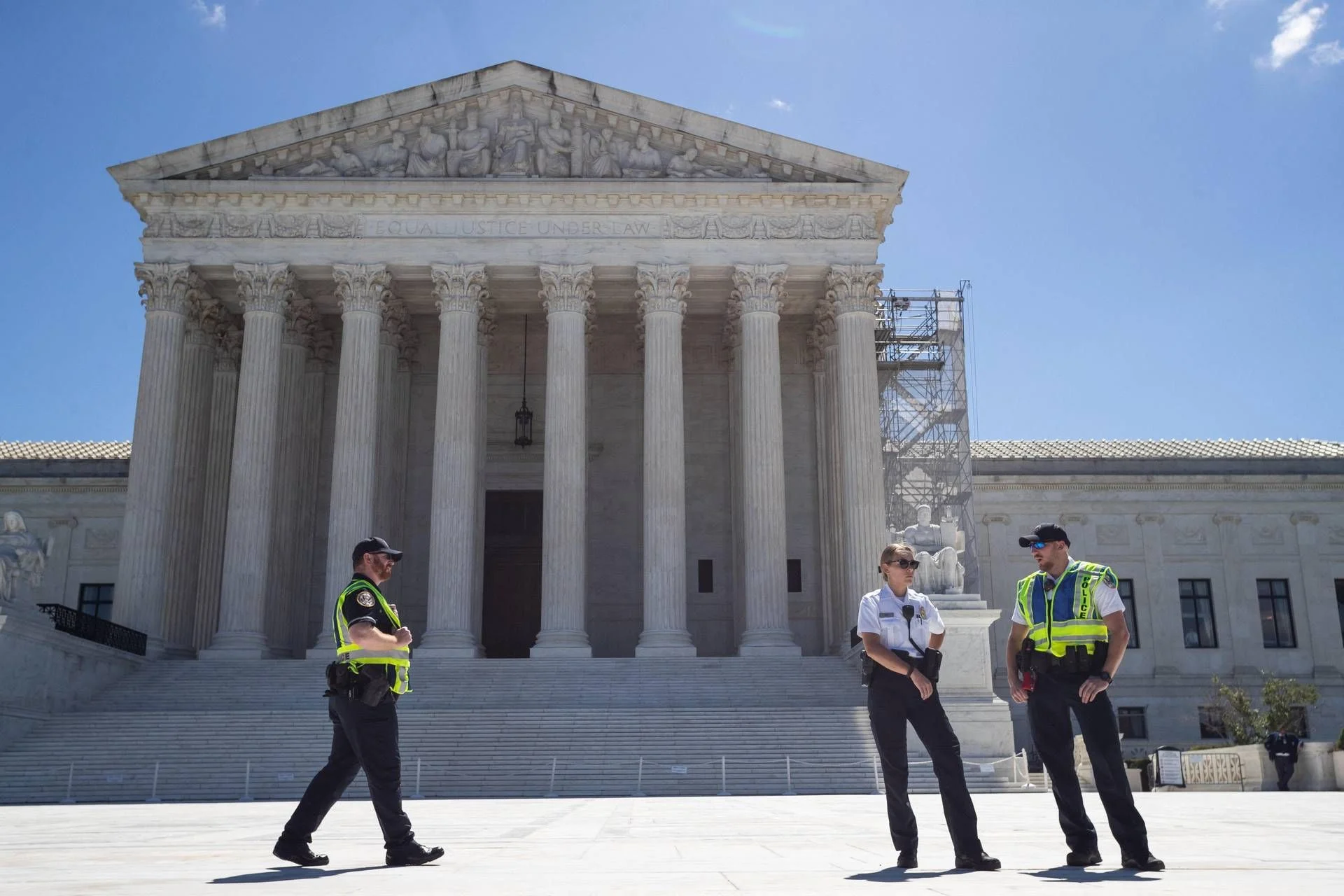 Suprema Corte dos EUA reafirma limites ao poder executivo: quem são os três juízes conservadores que apoiaram Trump