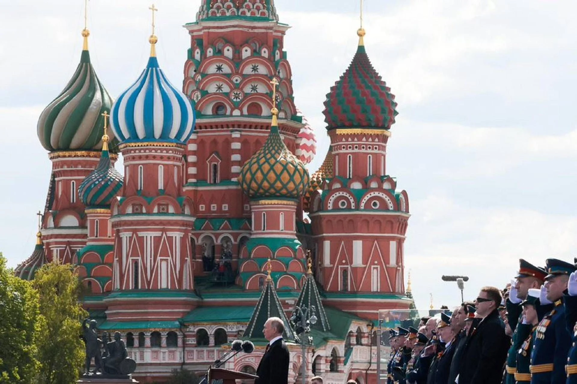 Explosão perto da estação Savelovsky em Moscou mata um agente e fere outro, diz Ministério do Interior