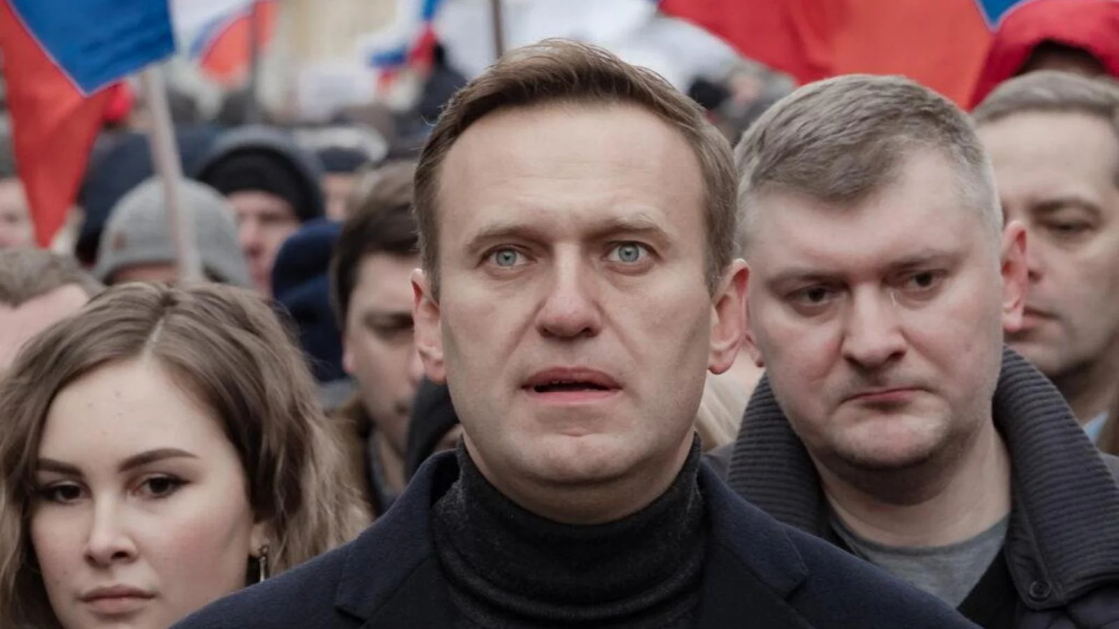 O vácuo de poder na oposição russa dois anos após a morte de Navalny: exílio, fragmentação e o desafio de encontrar um sucessor