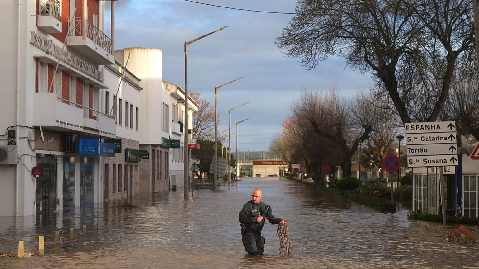 Mudança climática intensifica chuvas de inverno na Europa; estudo aponta aumento de até 36%