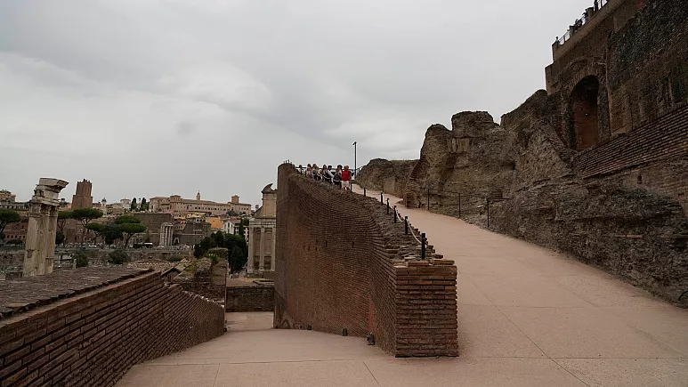 O Renascimento de um Ícone: Domus Tiberiana Reabre Após 50 Anos