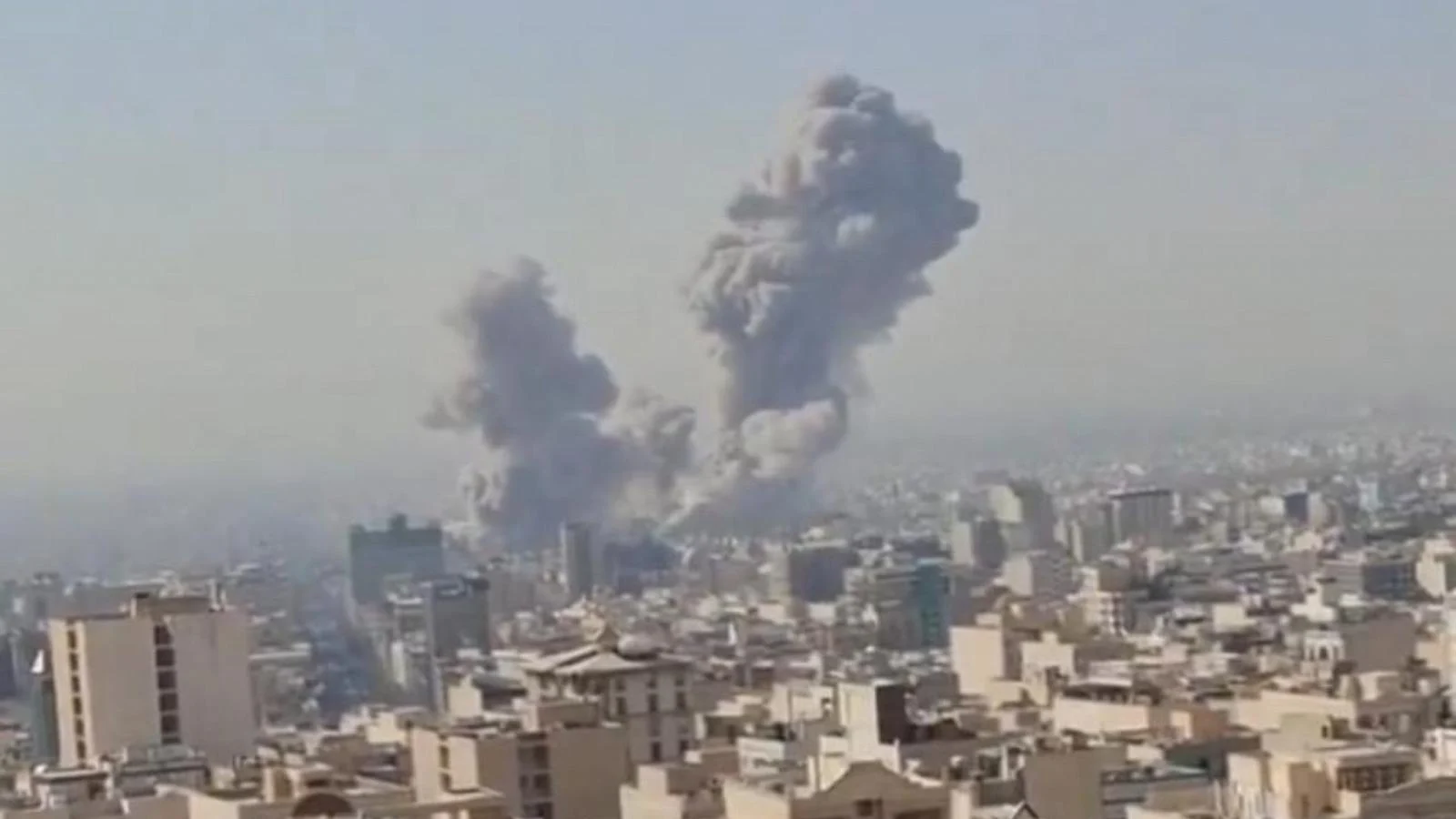 Ataque conjunto de Israel e EUA ao Irã provoca represálias contra bases americanas no Golfo
