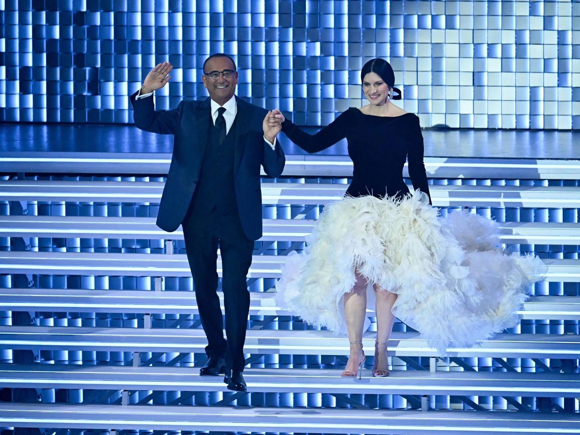 Sanremo 2026: quarta noite registra 10,7 milhões de espectadores e queda no share