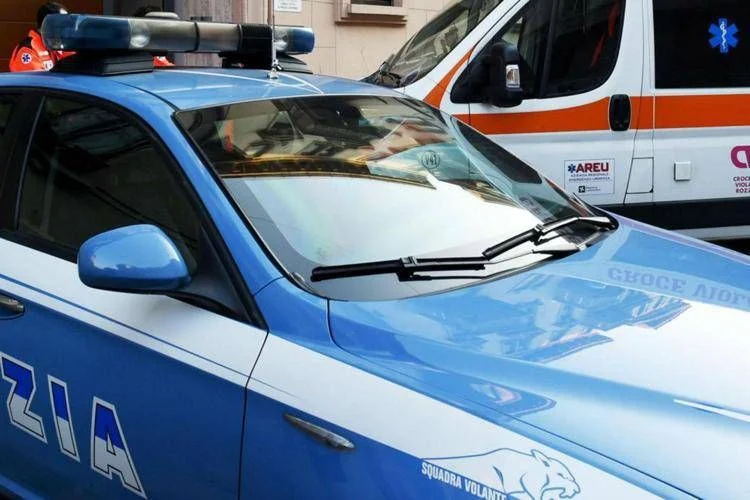 Gênova: adolescente de 14 anos esfaqueado em ônibus é internado em estado grave