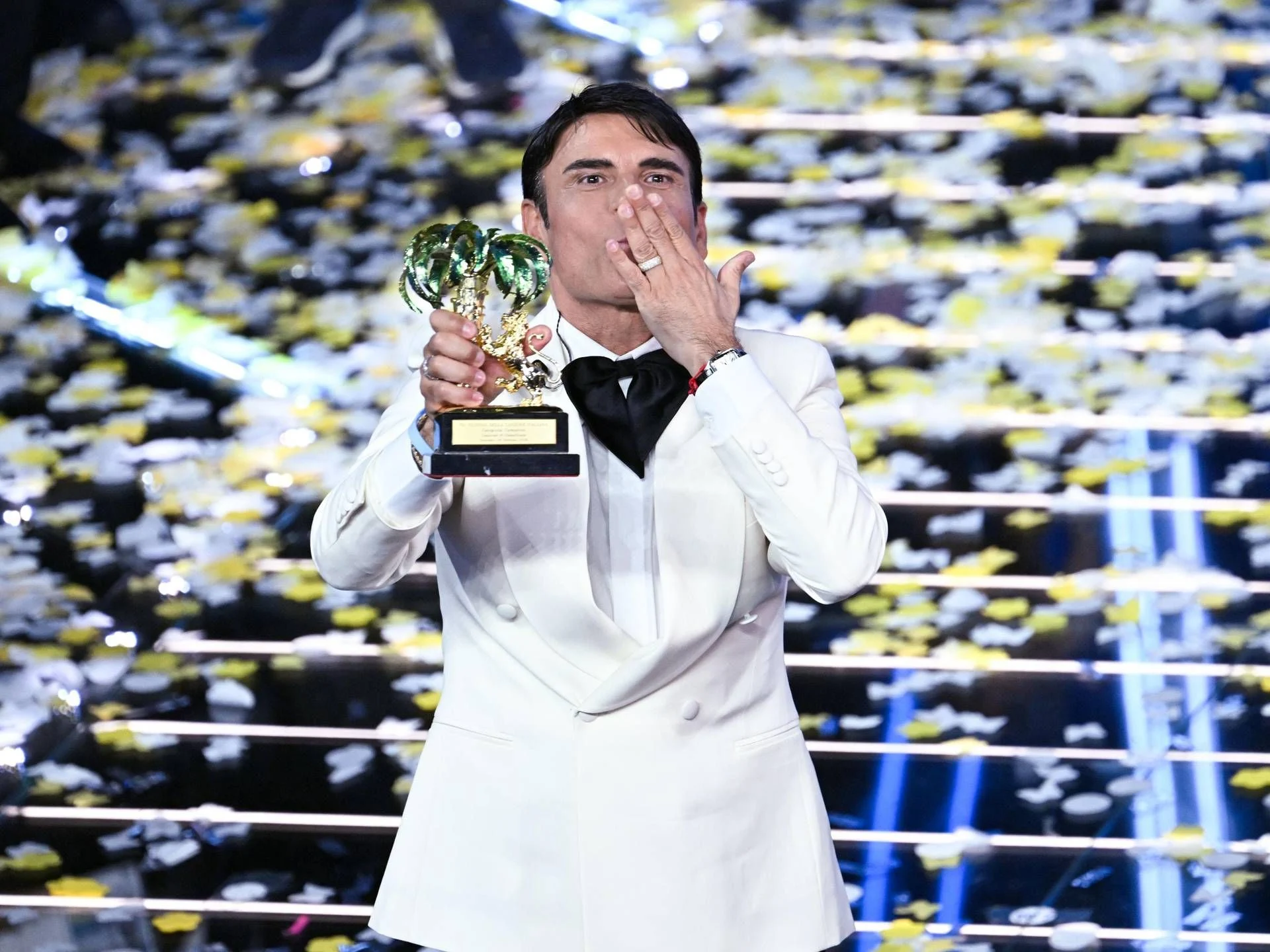 Sal Da Vinci vence Sanremo 2026: a vitória coletiva, a dedicação a Paola e o gesto a Geolier