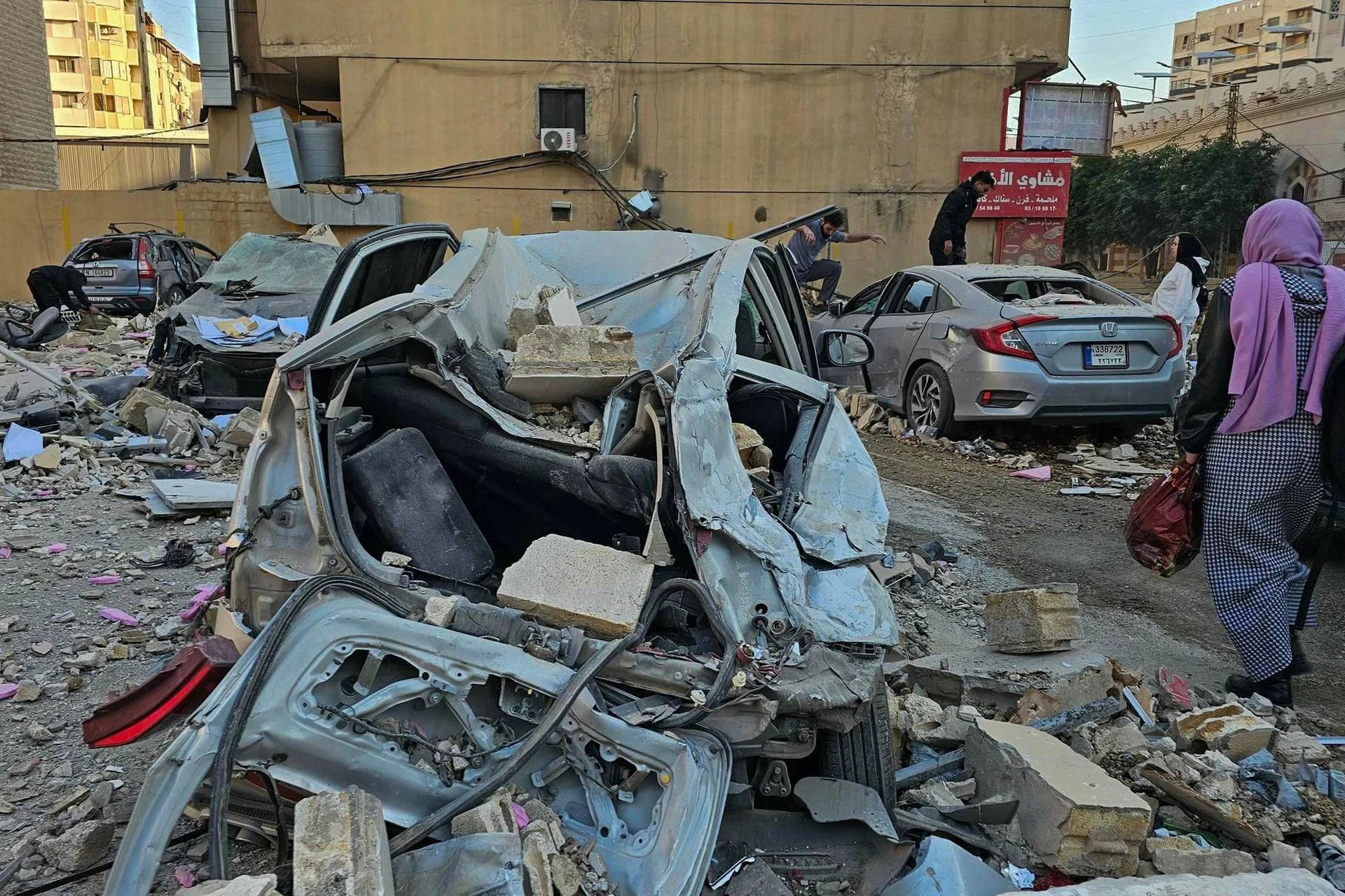 Escalada no Oriente Médio: Irã sob ataque, Teerã responde; Israel atinge Líbano e Beirute registra mais de 30 mortos