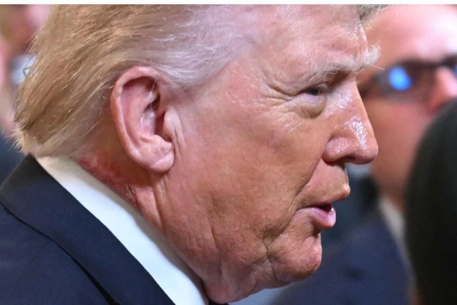 Trump avisa o Irã: "A grande onda está chegando" — 49 líderes eliminados e possibilidade de tropas terrestres