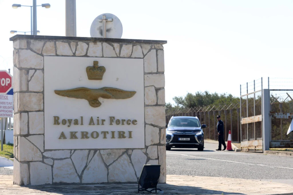 Grécia e França reforçam defesa de Chipre após ataque a base britânica em Akrotiri