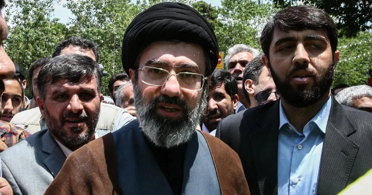 Irã: sucessão de Khamenei permanece na névoa da guerra — nenhuma confirmação sobre Mojtaba