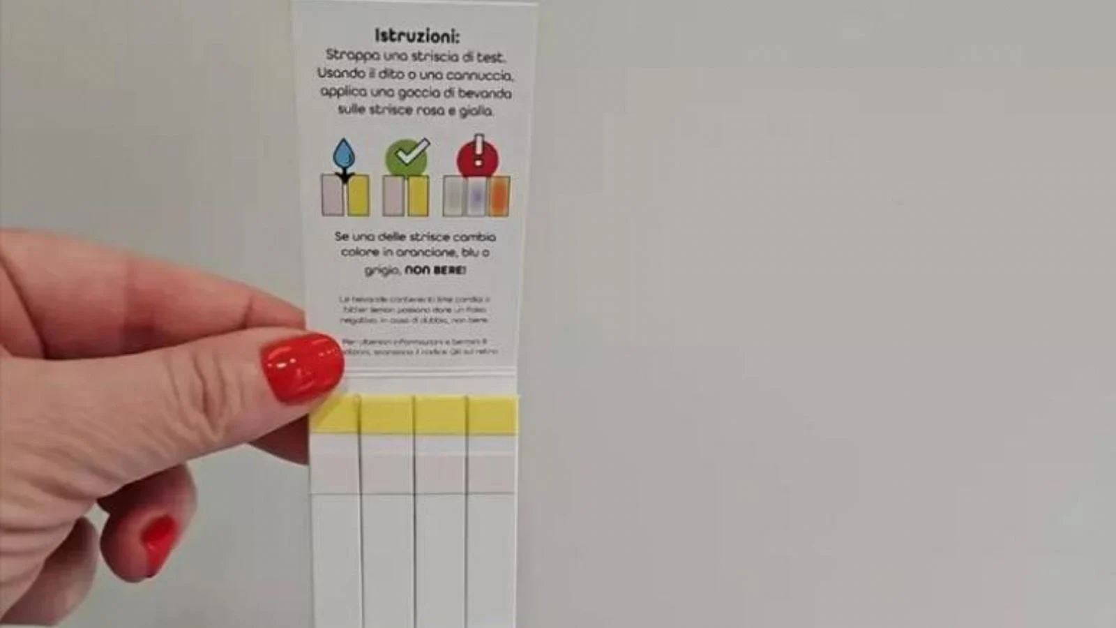 Farmácias italianas distribuem kit gratuito para detectar a ‘droga do estupro’ em drinks