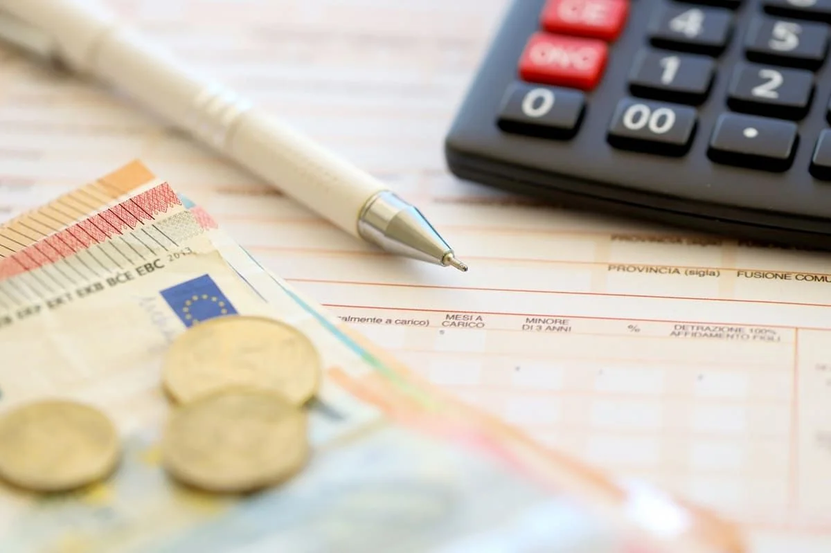 Como Pagar Menos Impostos na Declaração de Imposto de Renda e na Poupança