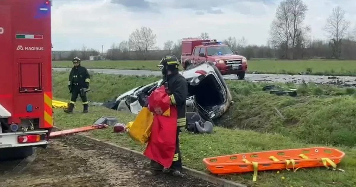 Colisão entre quatro veículos em Caravaggio deixa duas mortes e vários feridos