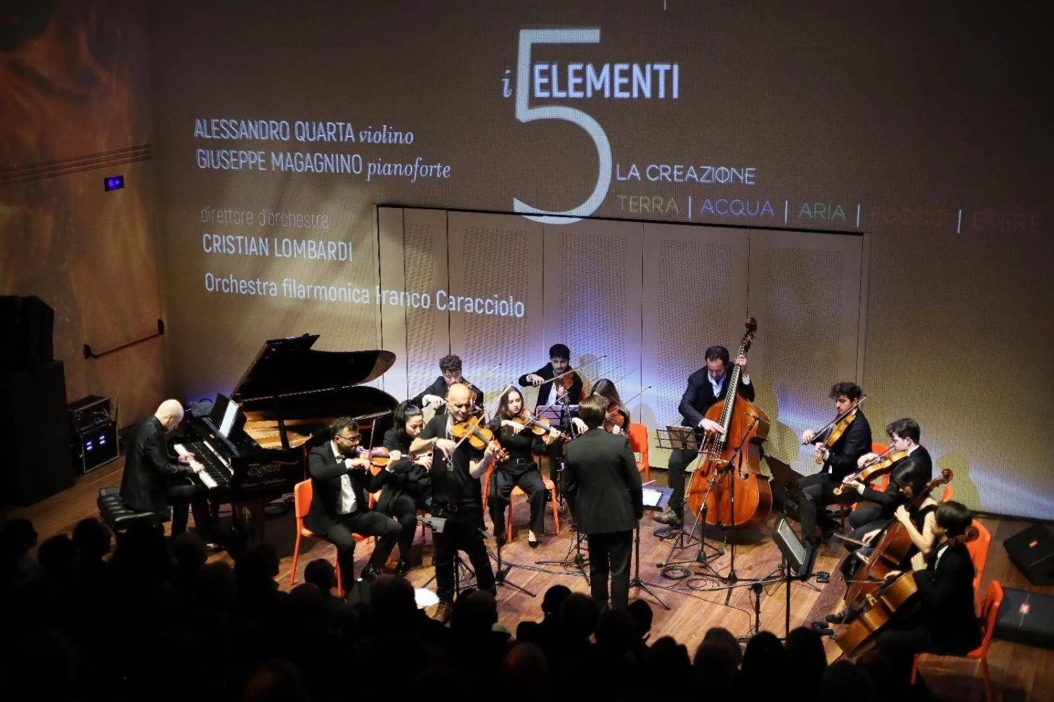 Alessandro Quarta apresenta ‘Terra, Água, Ar, Fogo e Éter’ no Teatro Fusco, Taranto