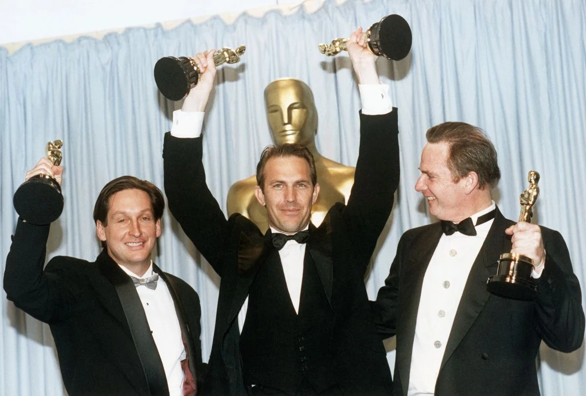 Balla coi lupi: por que o épico de Kevin Costner, vencedor de 7 Oscars, continua ressoando