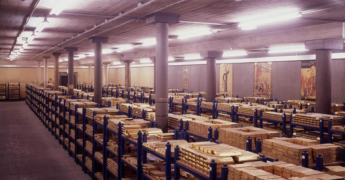 Banco da França vende reservas de ouro nos EUA e registra mais-valia de €12,8 bi; 2025 fecha no azul