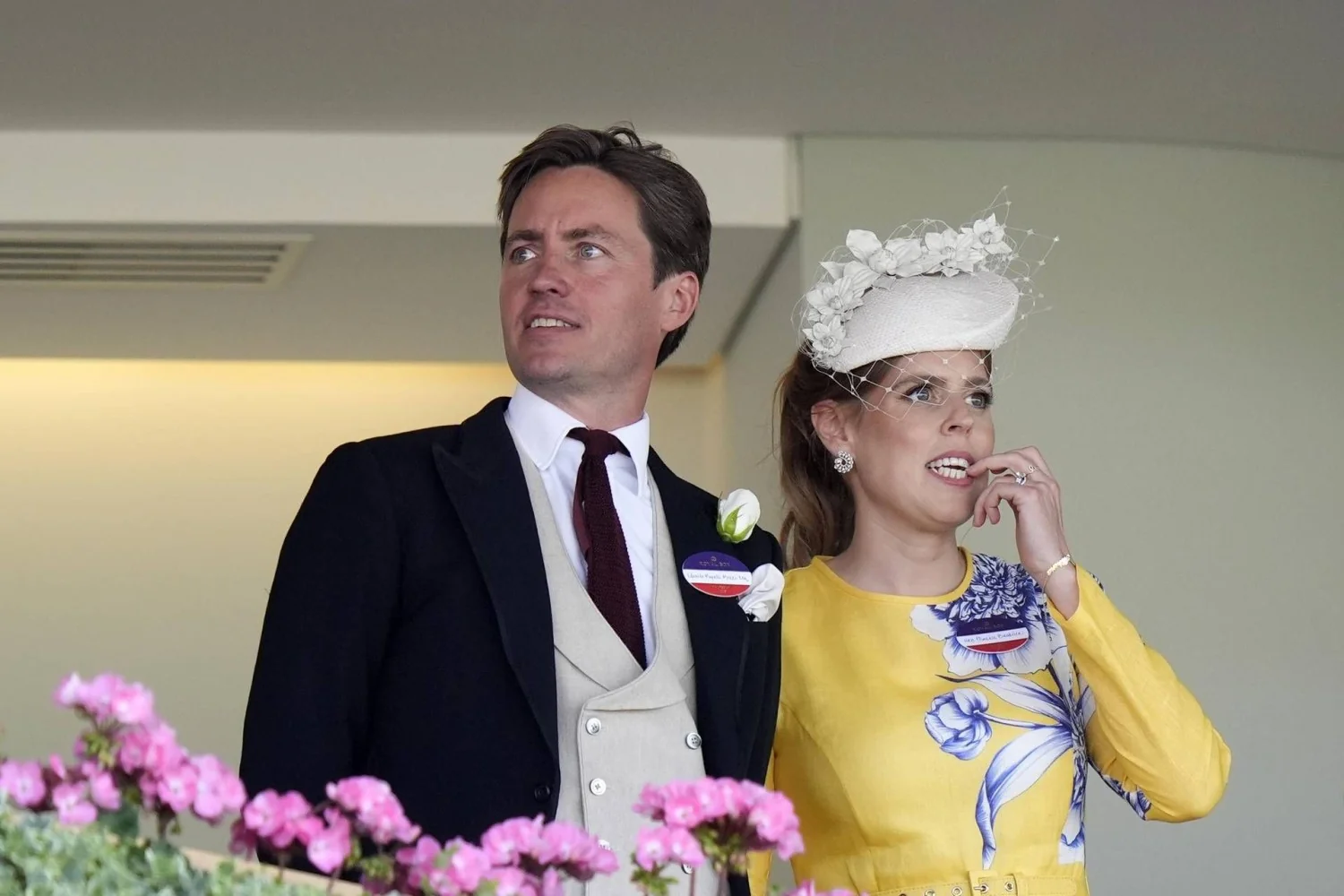 Pressão do caso Epstein leva a princesa Beatrice a considerar mudança para os EUA