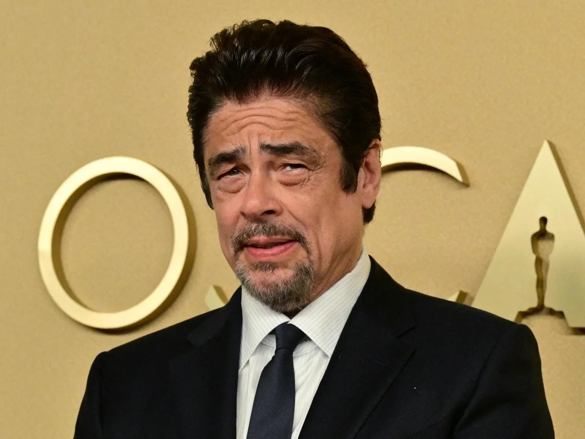 Benicio del Toro relembra ganho rápido de peso por 'Medo e Delírio': 16 donuts por dia e três meses para se recuperar