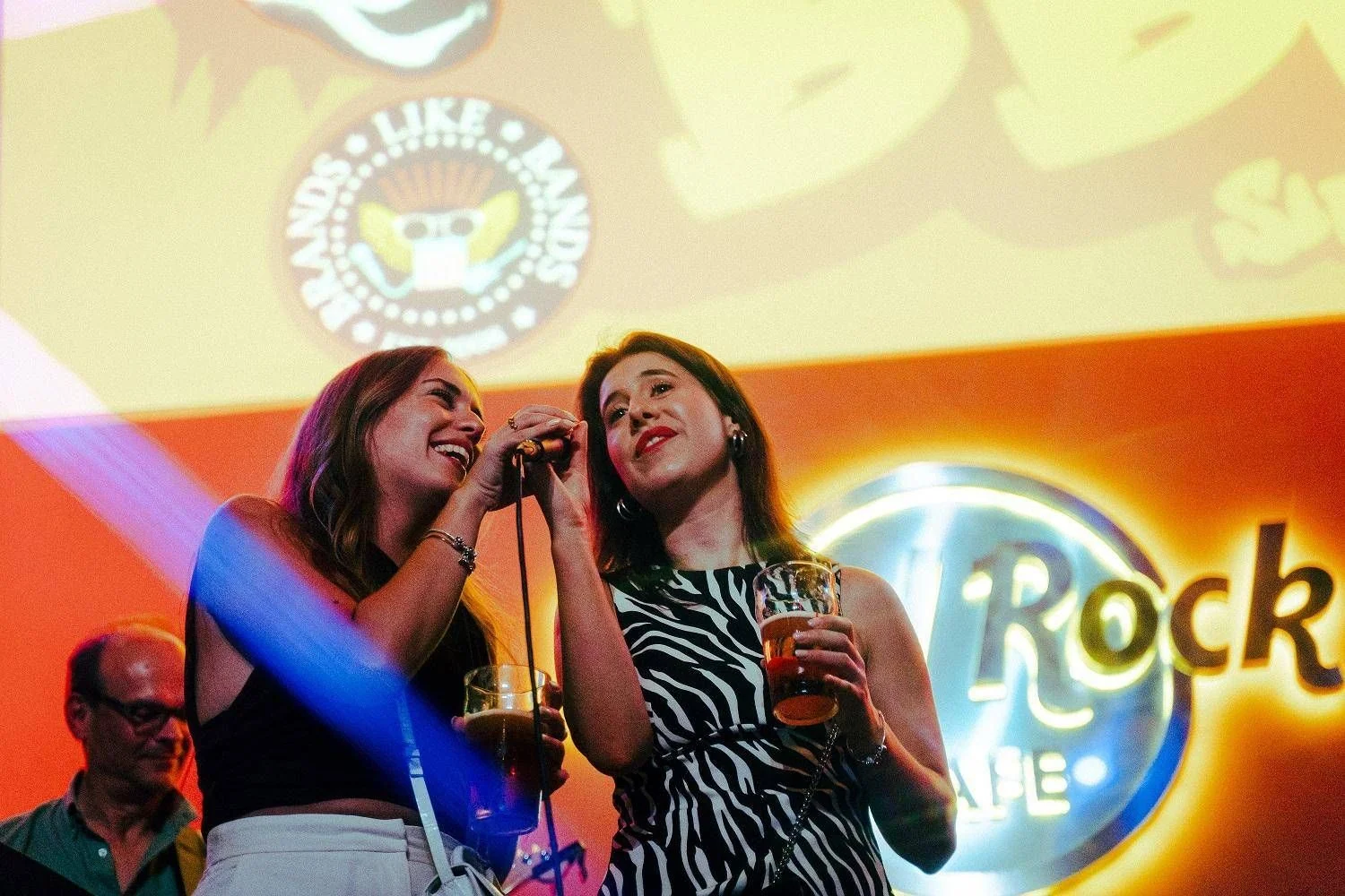 Brands Like Bands leva bandas corporativas ao palco do Hard Rock Cafe em Florença em 15 de maio