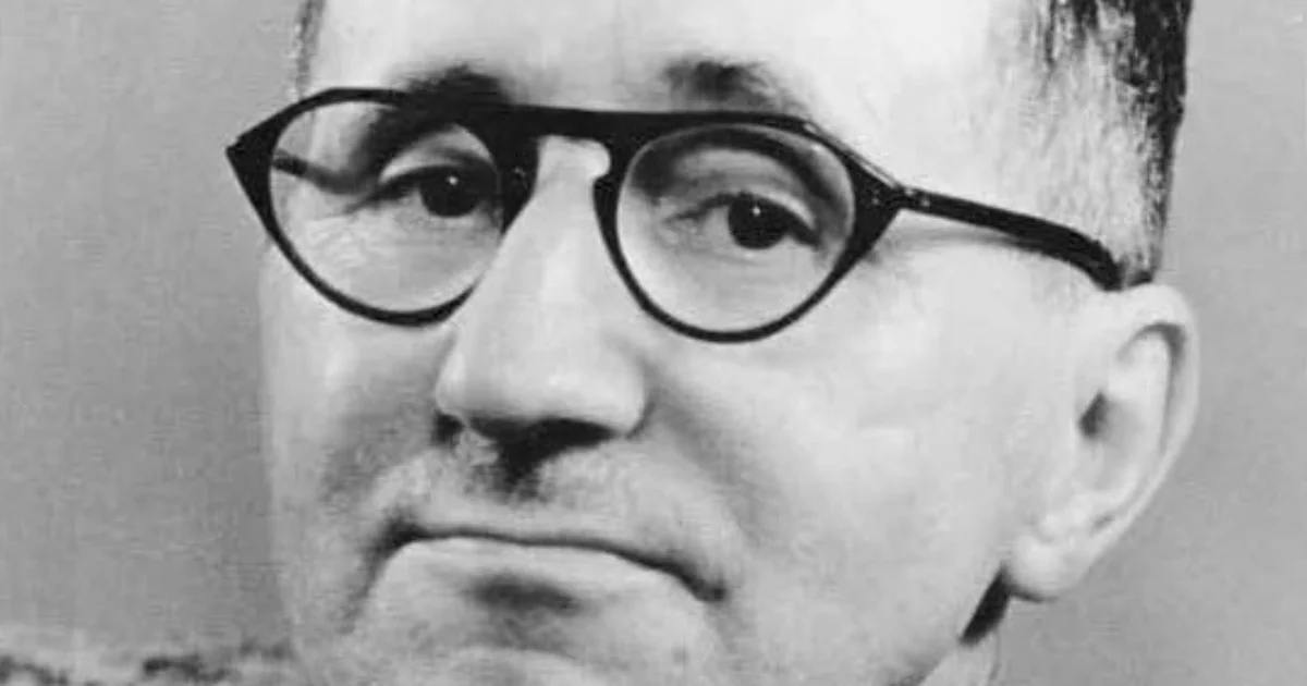 Bertolt Brecht regista: o legado do Berliner Ensemble e os “libri-modello” em nova luz