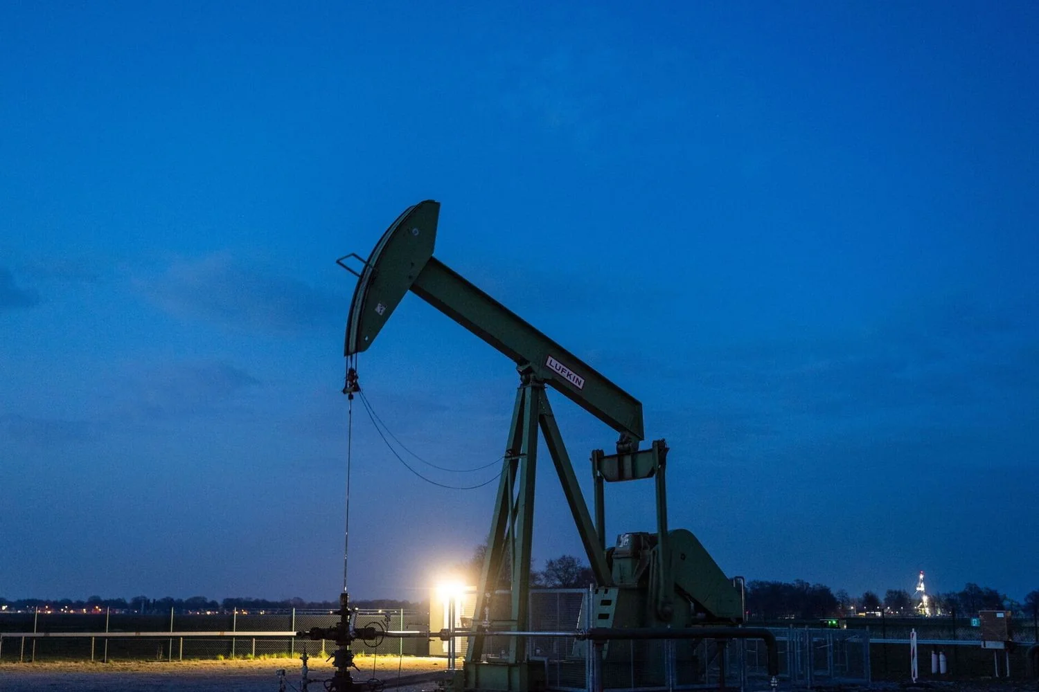 Bruxelas avança para eliminar o petróleo russo; gás ainda mantém presença estratégica na UE