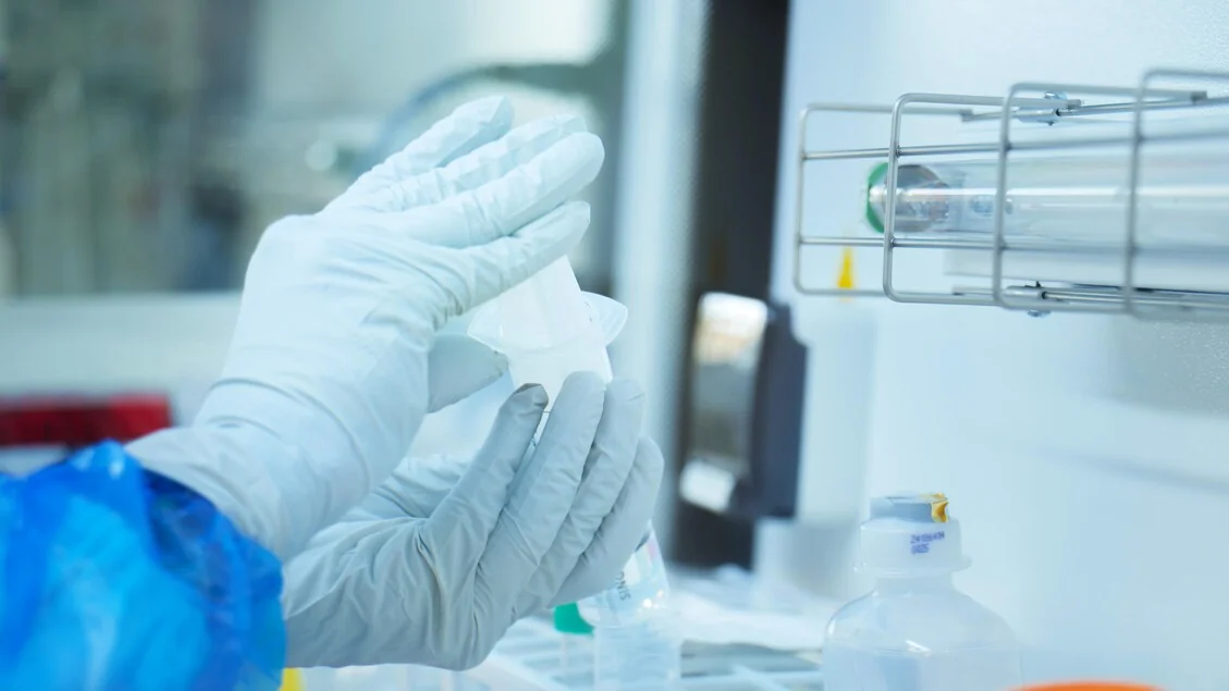 Terapia Car-T pode ficar mais acessível com células produzidas dentro do próprio organismo, diz estudo