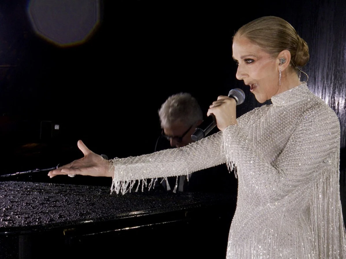 Céline Dion anuncia retorno aos palcos: 10 noites na Défense Arena, em Paris