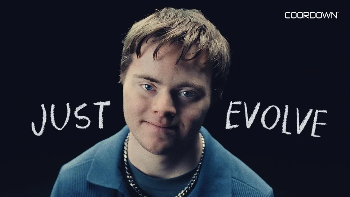CoorDown lança filme 'Just evolve' e pede fim do uso ofensivo das palavras sobre deficiência
