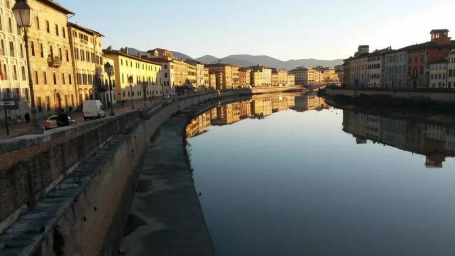 Corpo encontrado no rio Arno em Santa Croce sull'Arno; identificação em andamento