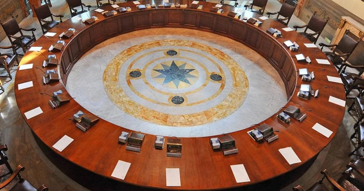 Decreto fiscal: tregua no e-commerce e crédito de 35% para investimentos aprovados pelo CdM