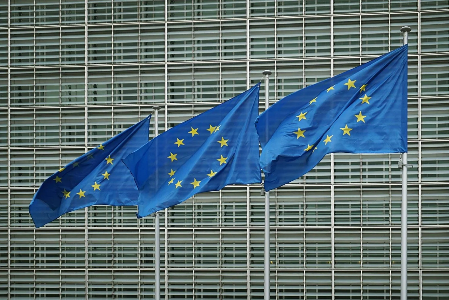 Déficit 2025 em 3,1%: faltam quase €2 bilhões para o fim da procedura Ue; incógnita Eurostat