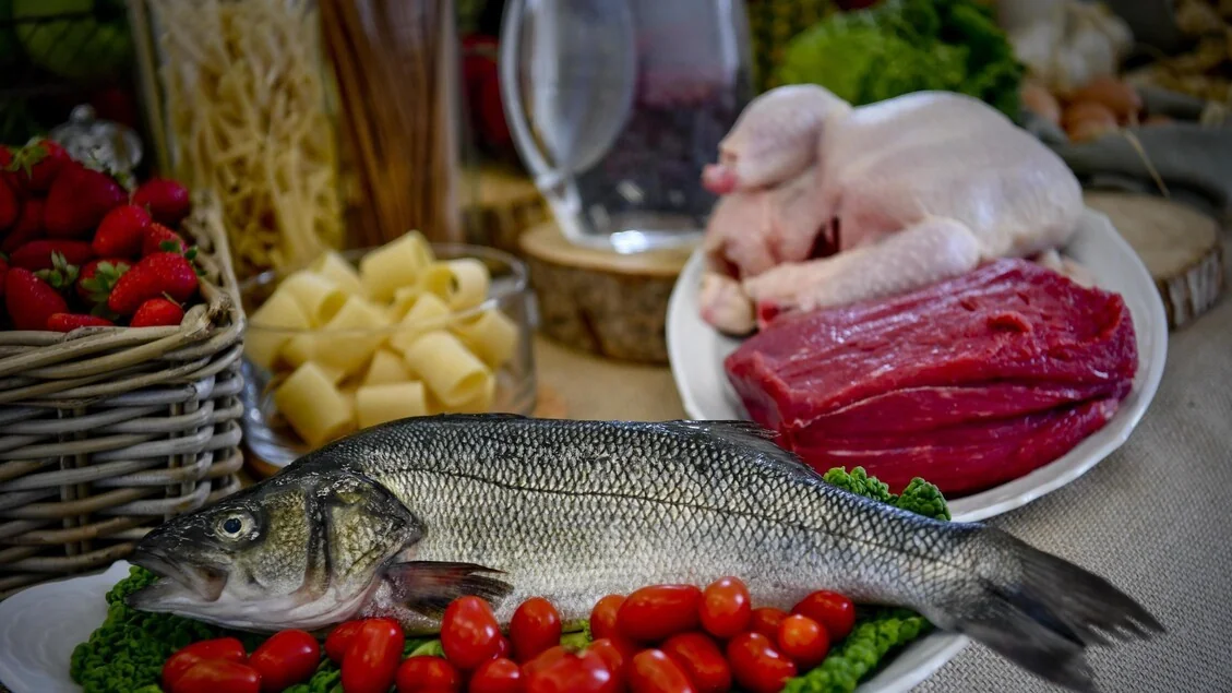 Dieta MIND: verduras e peixe que preservam a juventude do cérebro
