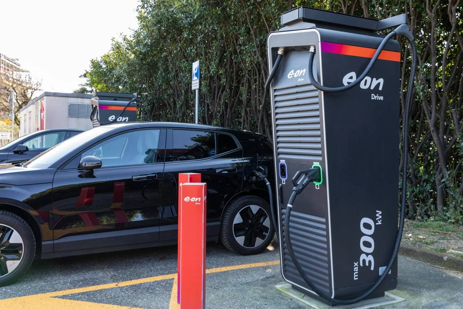 E.On amplia rede de recarga na Lombardia: inaugurada em Melzo estação ultra-fast de 300 kW